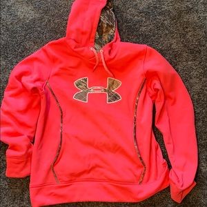 Under Armour sweatshirt